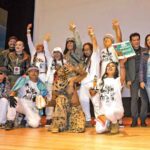 A ritmo de hip hop, ayudan a pacificar al país; arte urbano y reinserción social