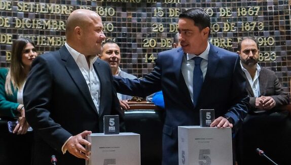 El exgobernador de Jalisco que se convirtió en el técnico más buscado en Europa