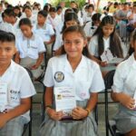 "La Lucha por la Igualdad: Secundaria Reafirma el Derecho a la Educación para Todos, gracias al Empoderamiento de la Beca Rita Cetina, según Mario Delgado"
