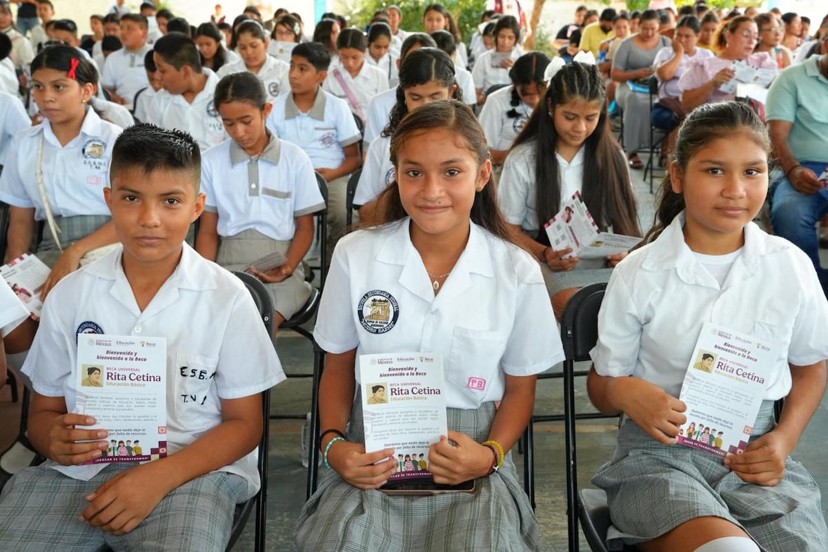 "La Lucha por la Igualdad: Secundaria Reafirma el Derecho a la Educación para Todos, gracias al Empoderamiento de la Beca Rita Cetina, según Mario Delgado"