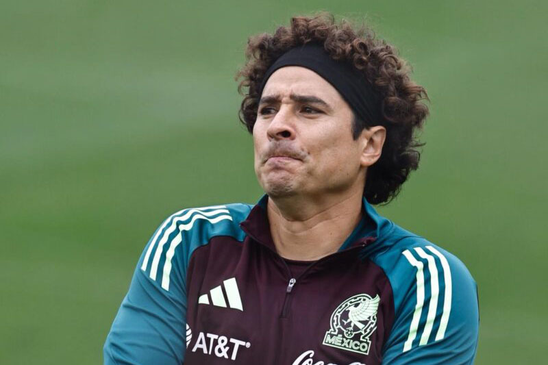 La inexplicable distracción que costó el partido a Memo Ochoa en la liga chipriota: un momento crítico que pasará a la historia.