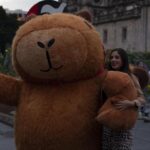 ¡Mira un capiballa! Capibara se mete a supermercado; lo sacaron en carrito | VIDEO